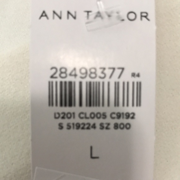 Ann Taylor cream top - Picture 6 of 6